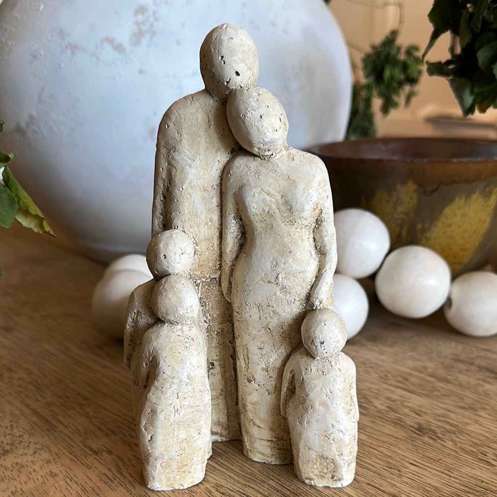 Family Life Wendela seagull figurine decor sculpture Willow Three children
